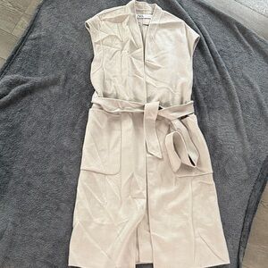 Zara Light Beige Belted Vest